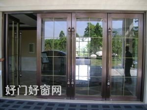 地彈簧門3